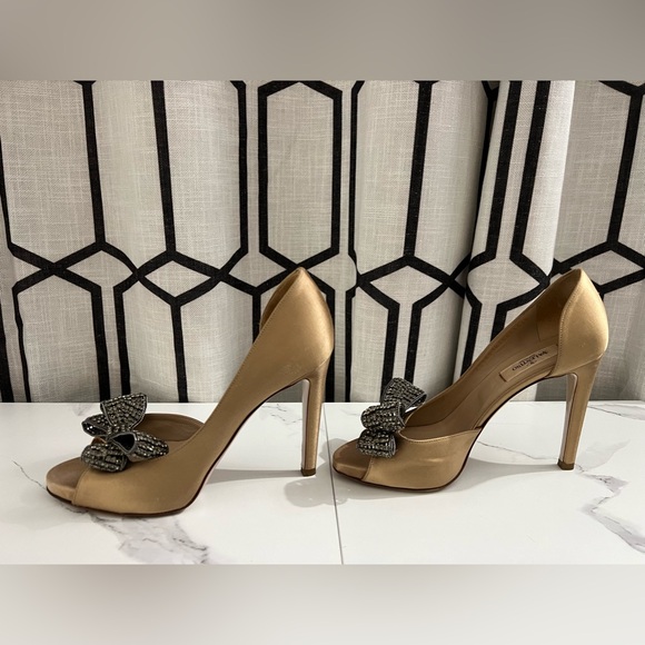 Valentino Garavani gold satin with crystal metallic bow open toe heel size 36.5 - Picture 6 of 9